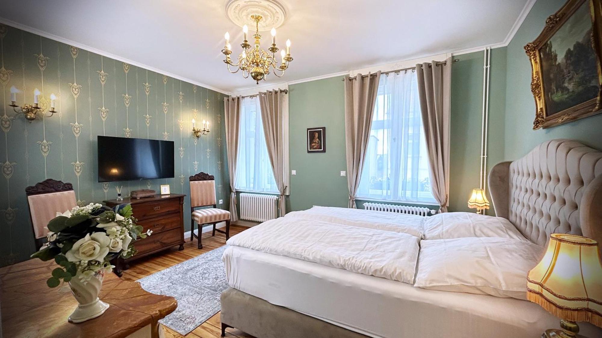 Alte Fleischerei - Gaestezimmer Im Historischen Stadtkern * Juterbog